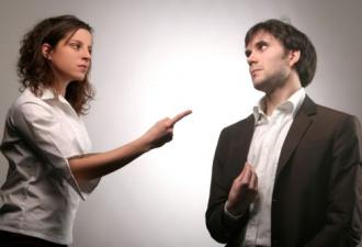 Miért hazudnak a férfiak - a hazug befolyásolásának okai és módszerei